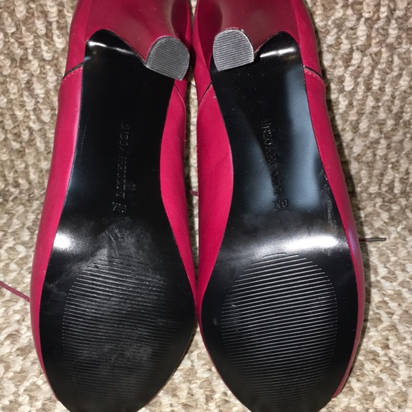 - Enzo Angiolini Red Real Leather Peep Toe Oxford Pumps Sexy AF - Picture 5 of 7